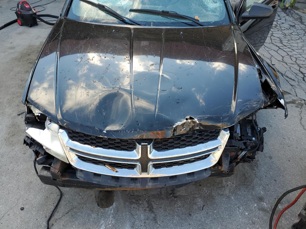 2013 Dodge Avenger - Image 11