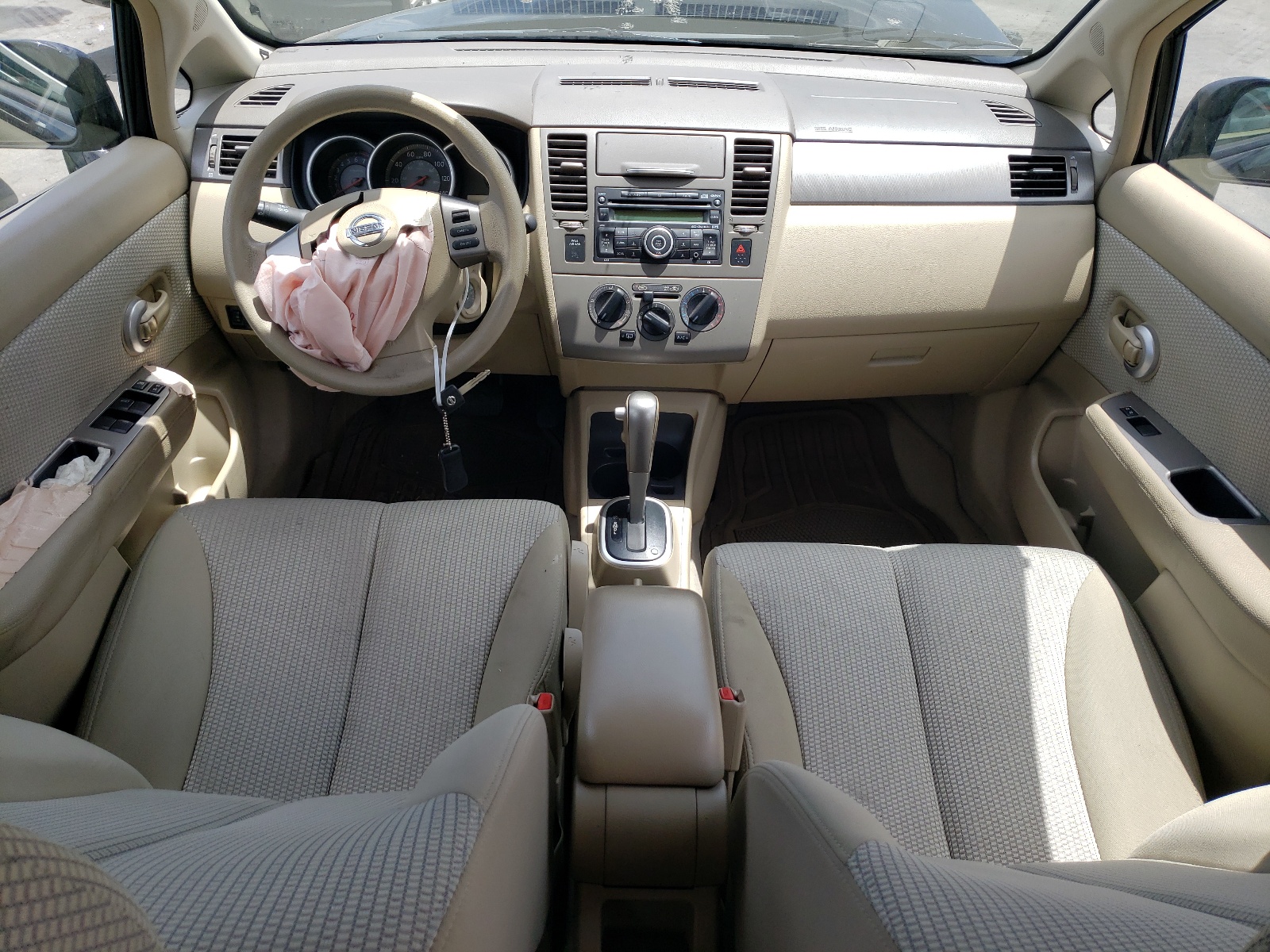 3N1BC13E99L392623 2009 Nissan Versa S