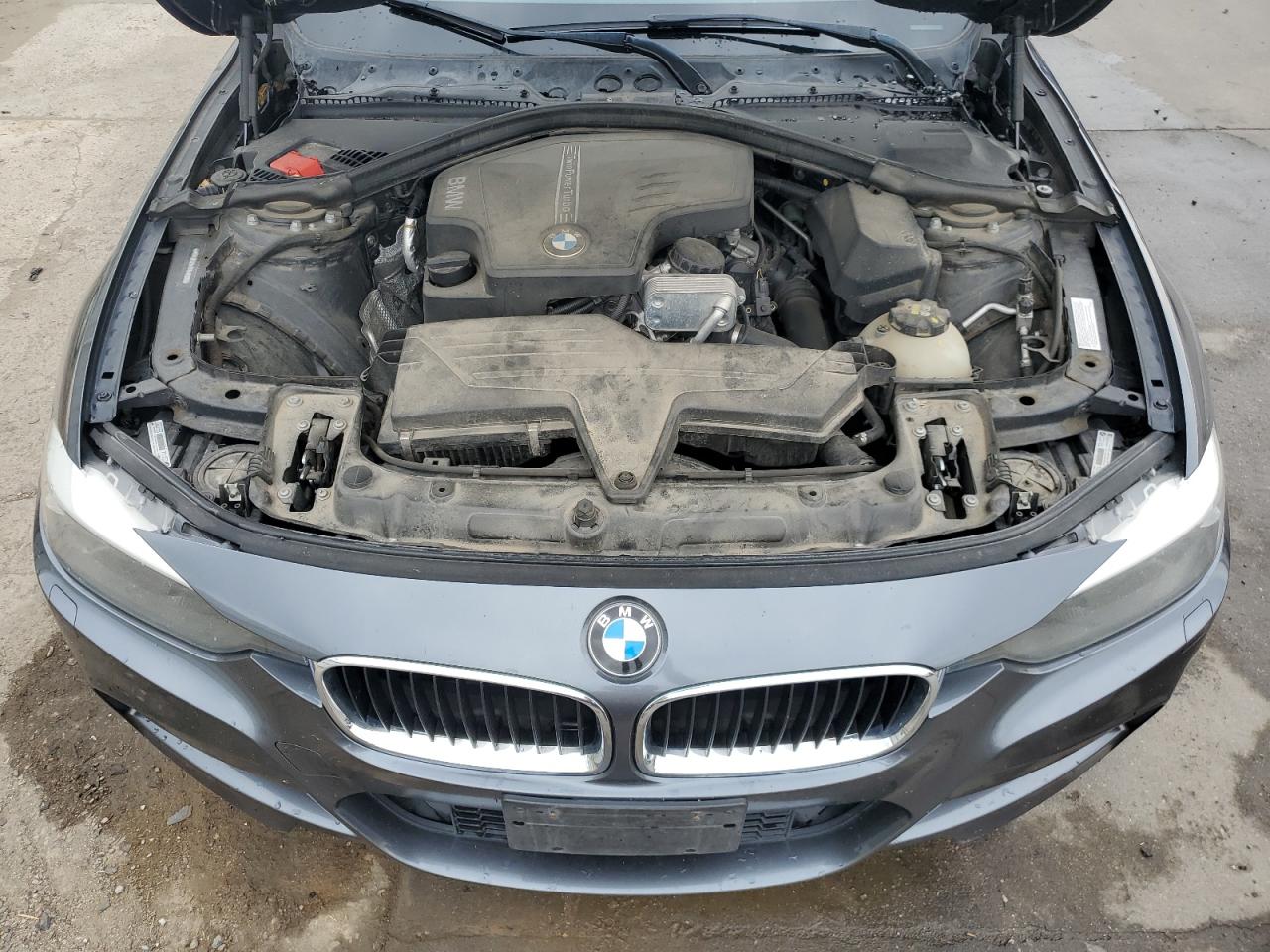 WBA3B3C54FF548599 2015 BMW 328 Xi