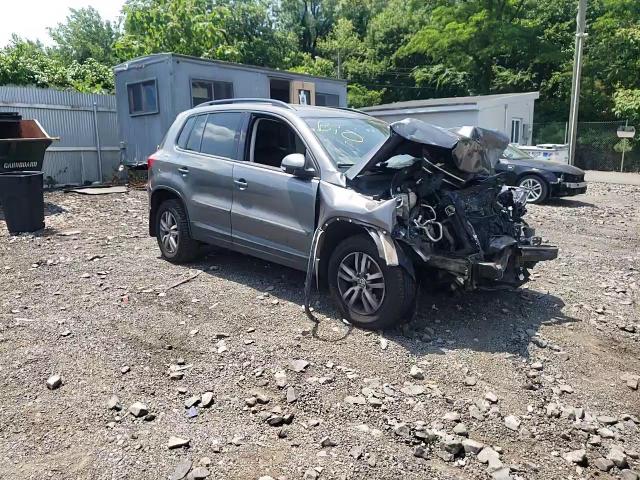 2016 Volkswagen Tiguan S VIN: WVGBV7AX5GW549730 Lot: 58440114