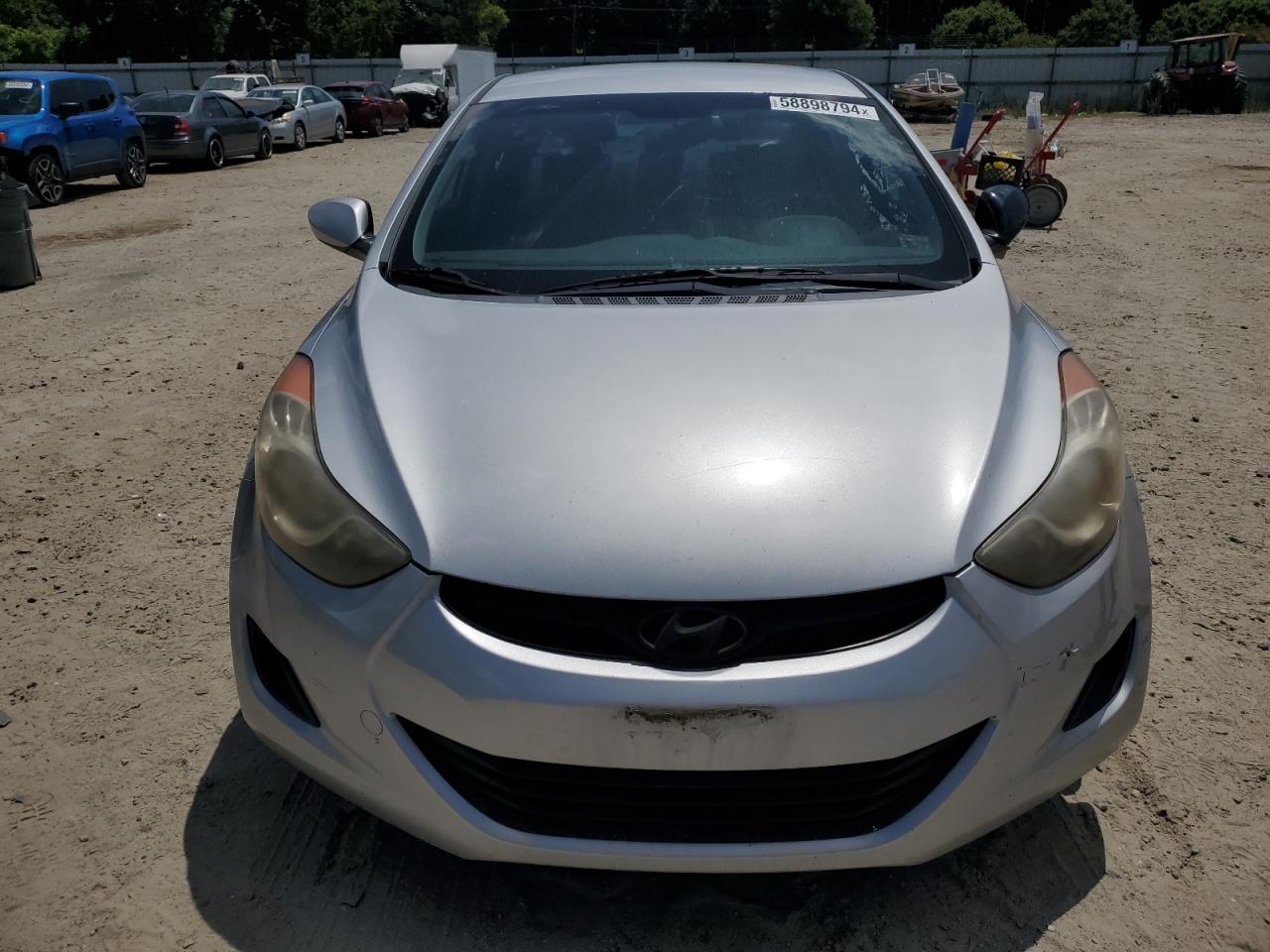 2013 Hyundai Elantra - Image 5