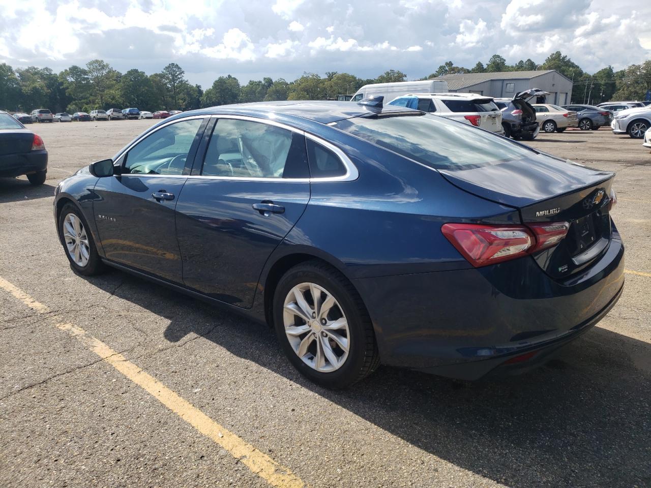 1G1ZD5ST6KF141356 2019 CHEVROLET MALIBU - Image 2