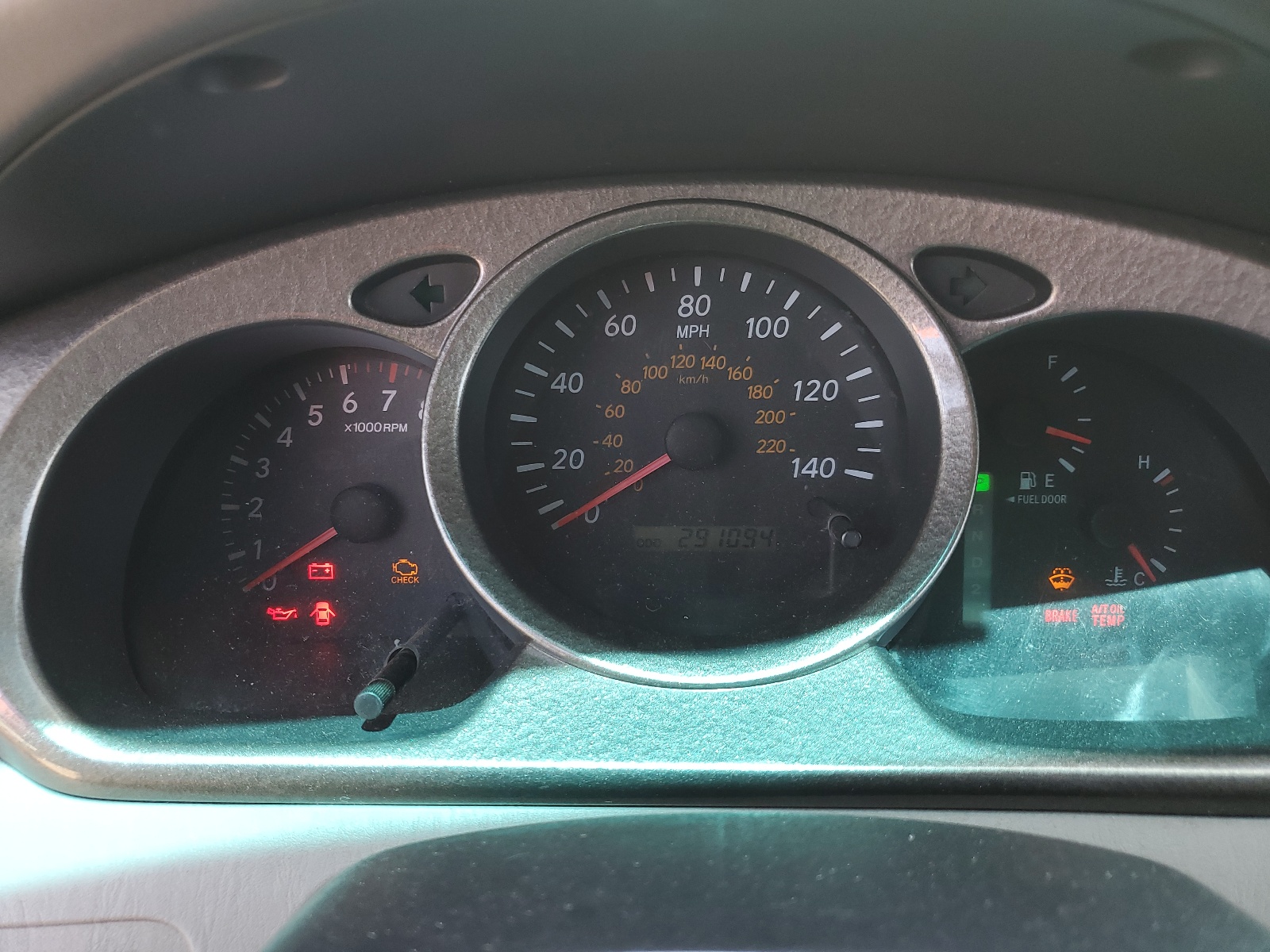 JTEGF21A330102067 2003 Toyota Highlander Limited