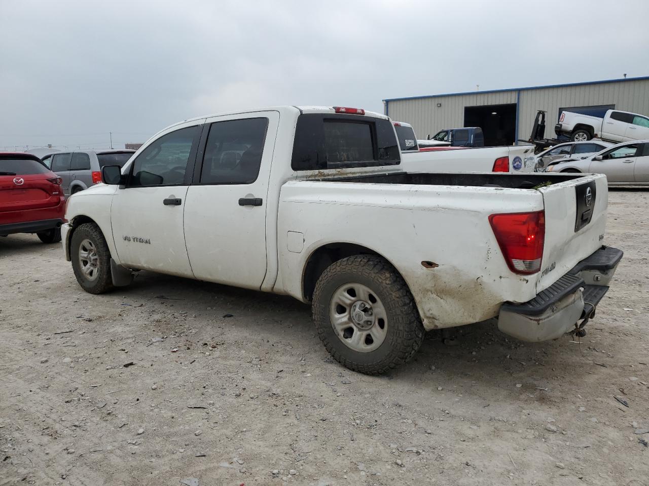 2005 Nissan Titan - Image 2