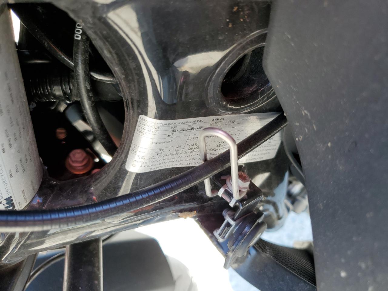 2022 Ktm 890 Duke R VIN: VBKTU9402NM833927 Lot: 59295624