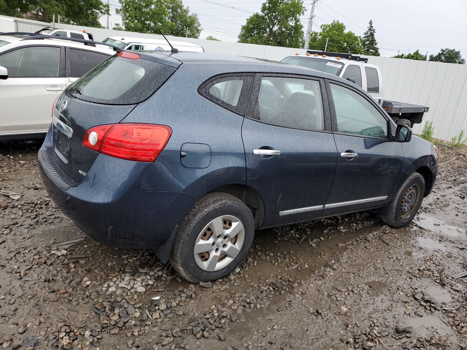 2014 Nissan Rogue Select S vin: JN8AS5MVXEW700330