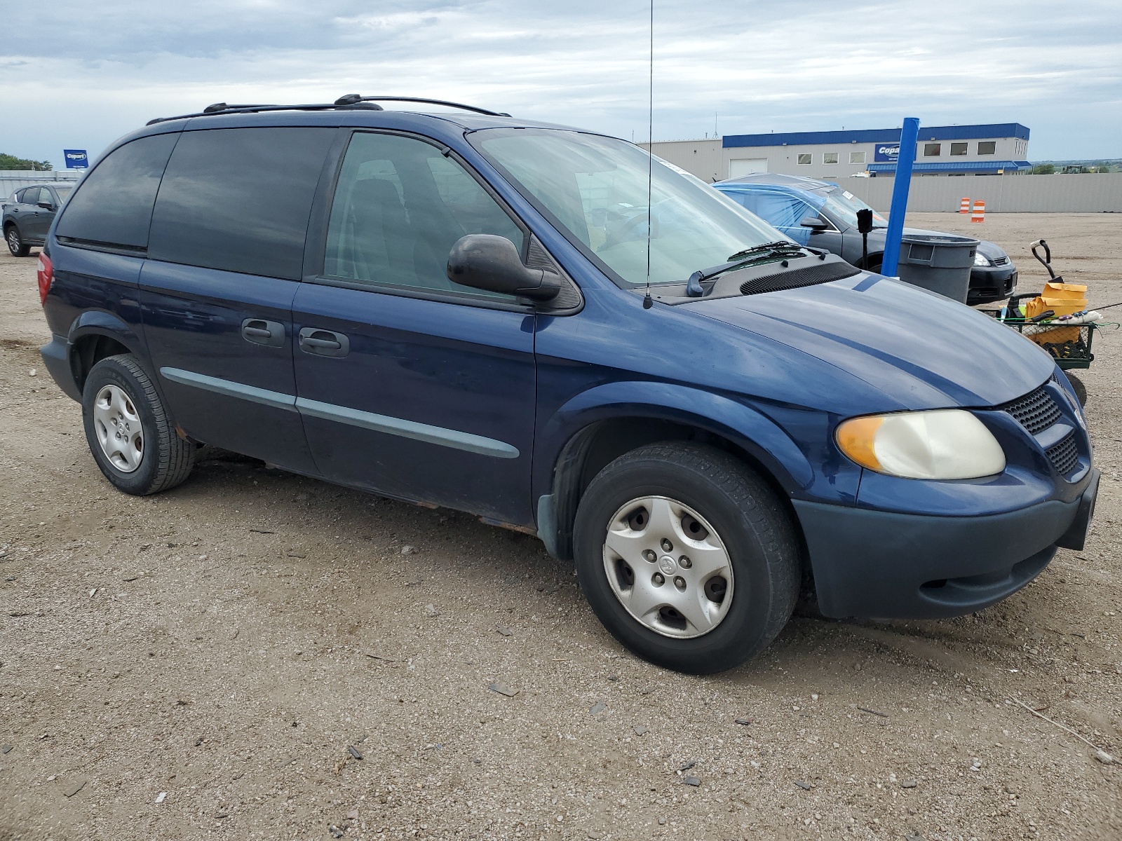 1B4GP25312B585300 2002 Dodge Caravan Se