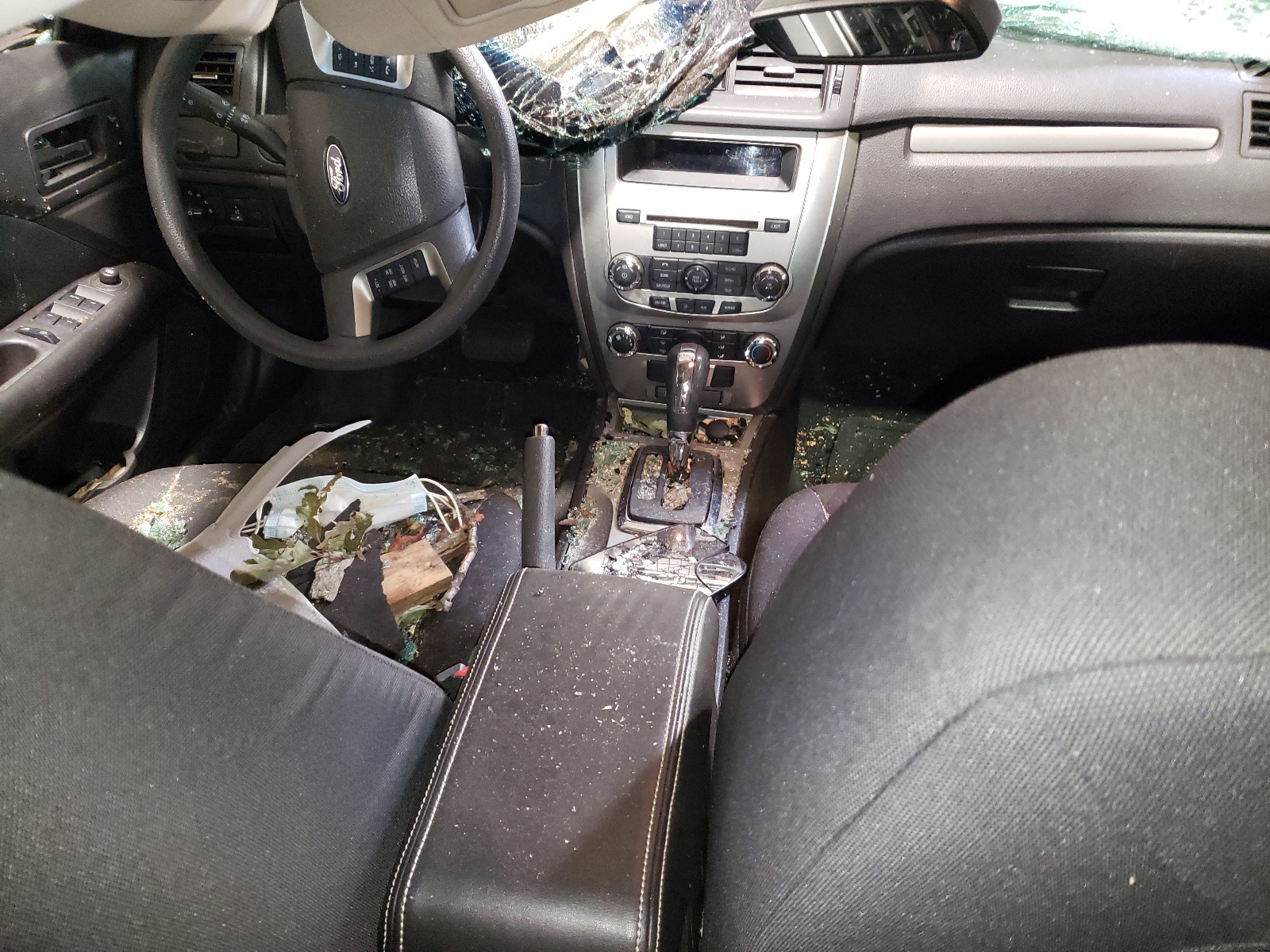 3FAHP0HAXCR147934 2012 Ford Fusion Se