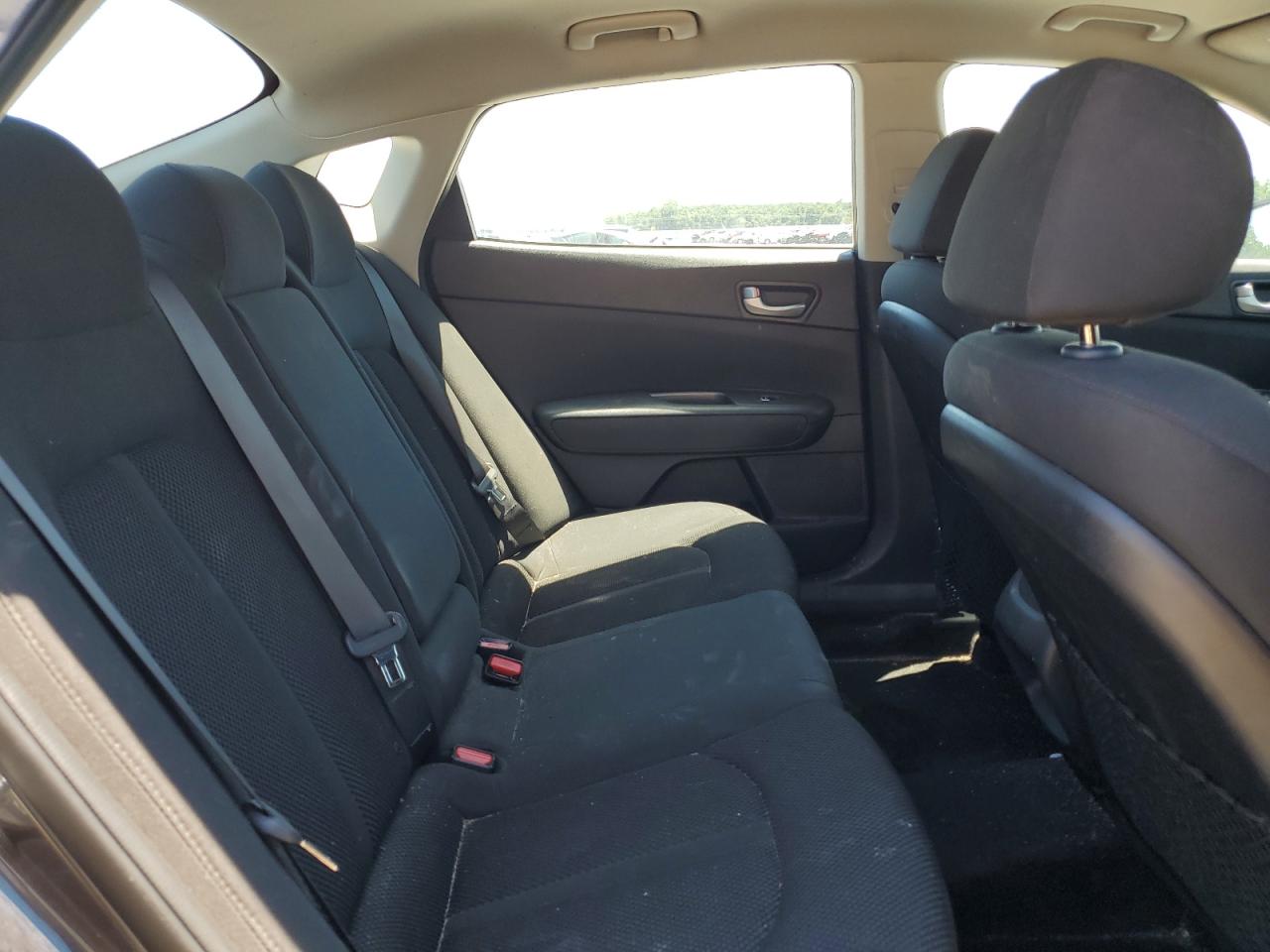 2019 Kia Optima Lx VIN: 5XXGT4L35KG275528 Lot: 58634284