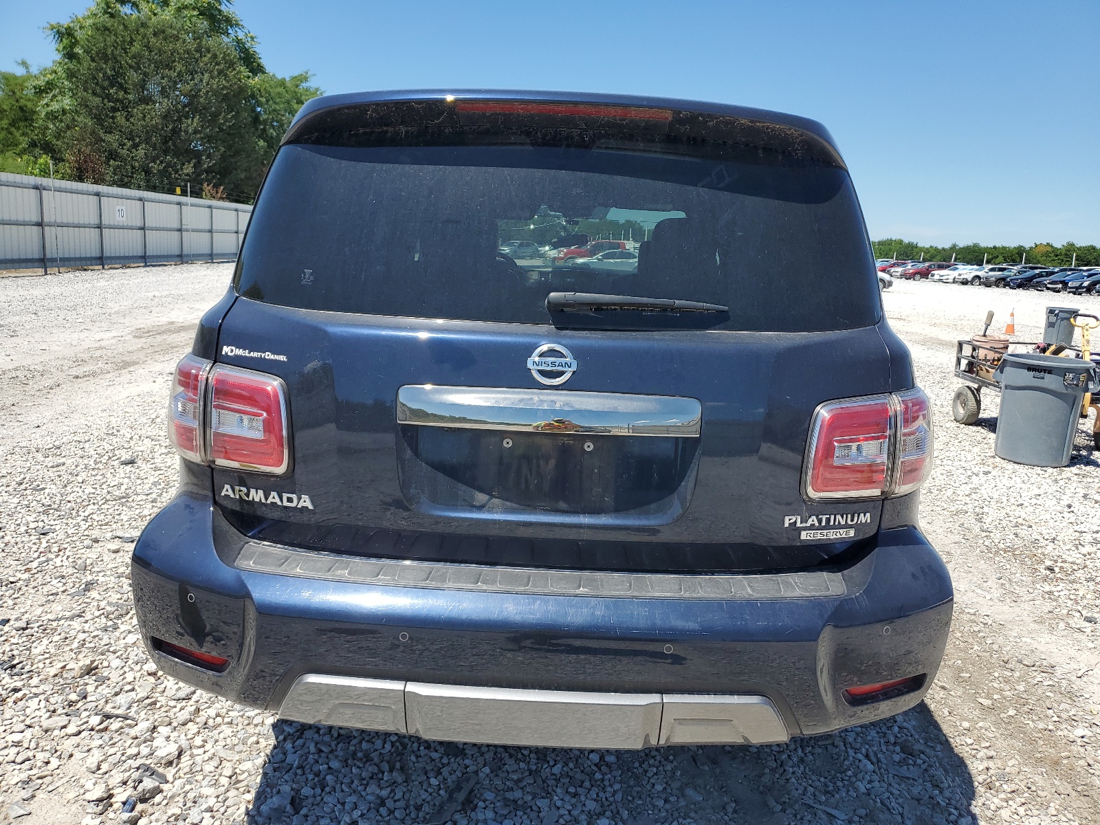 JN8AY2NEXK9759724 2019 Nissan Armada Platinum