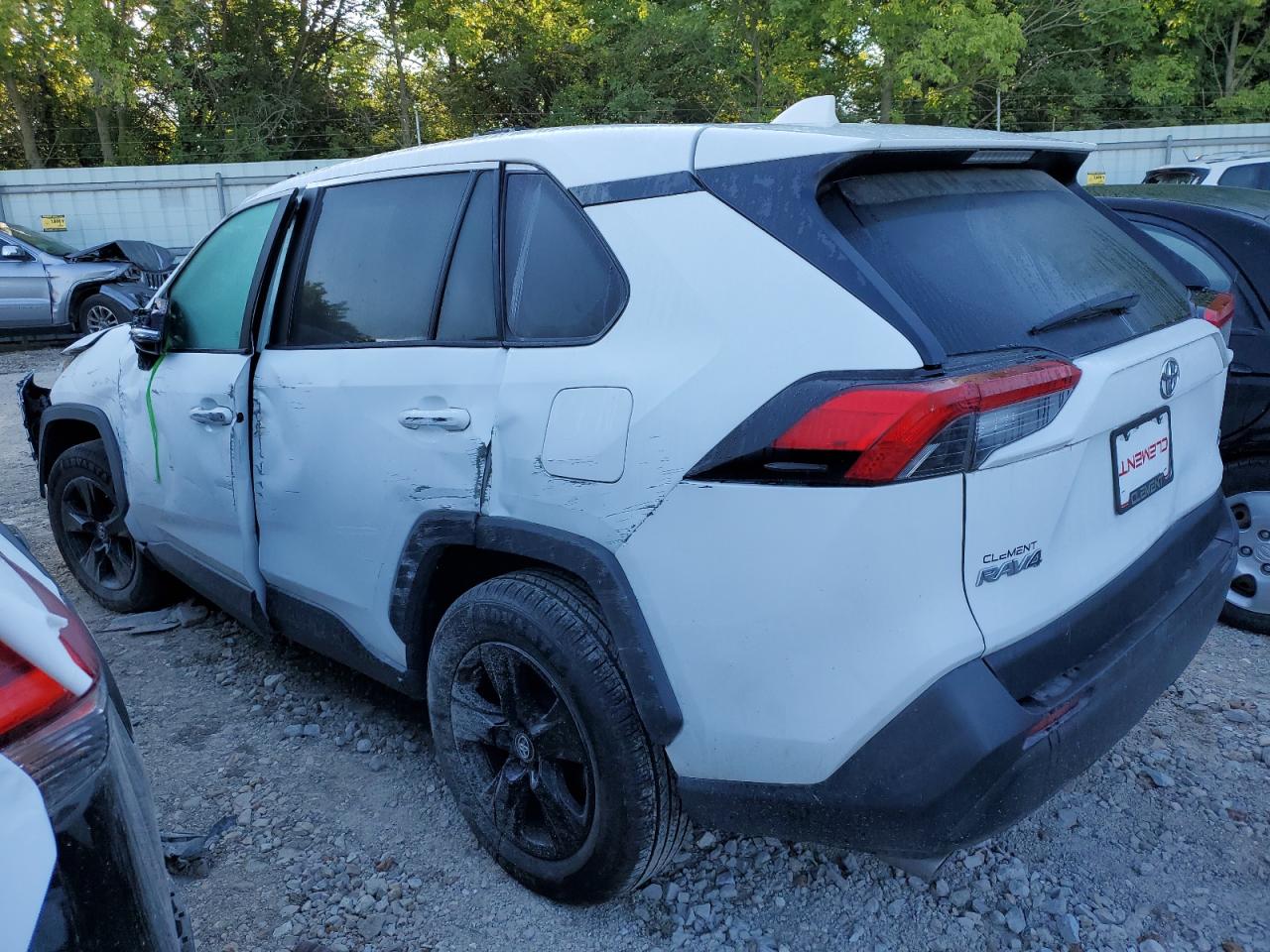 2019 Toyota RAV 4 - Image 2