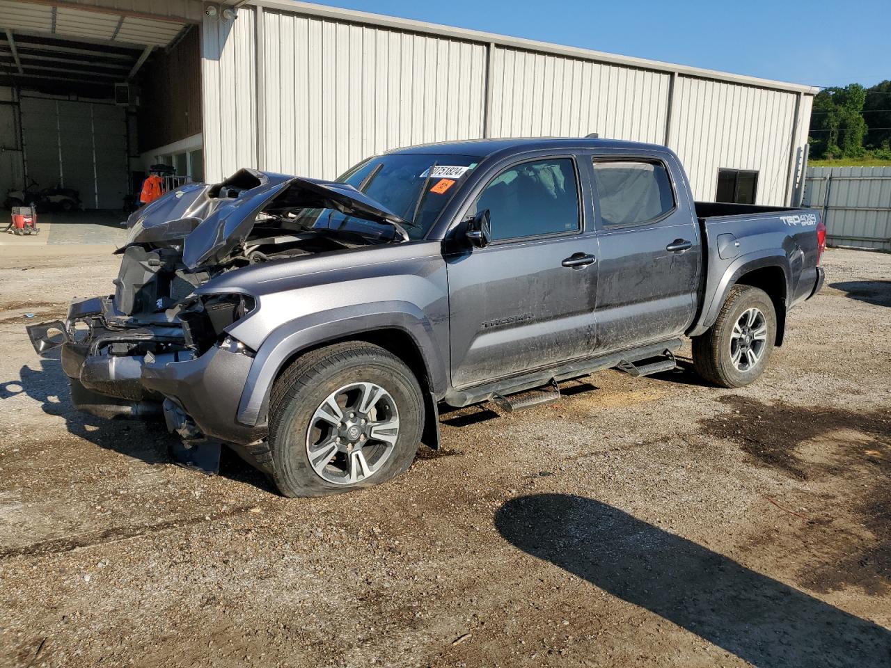 2019 Toyota Tacoma Double Cab for Sale in Grenada, MS - Front End