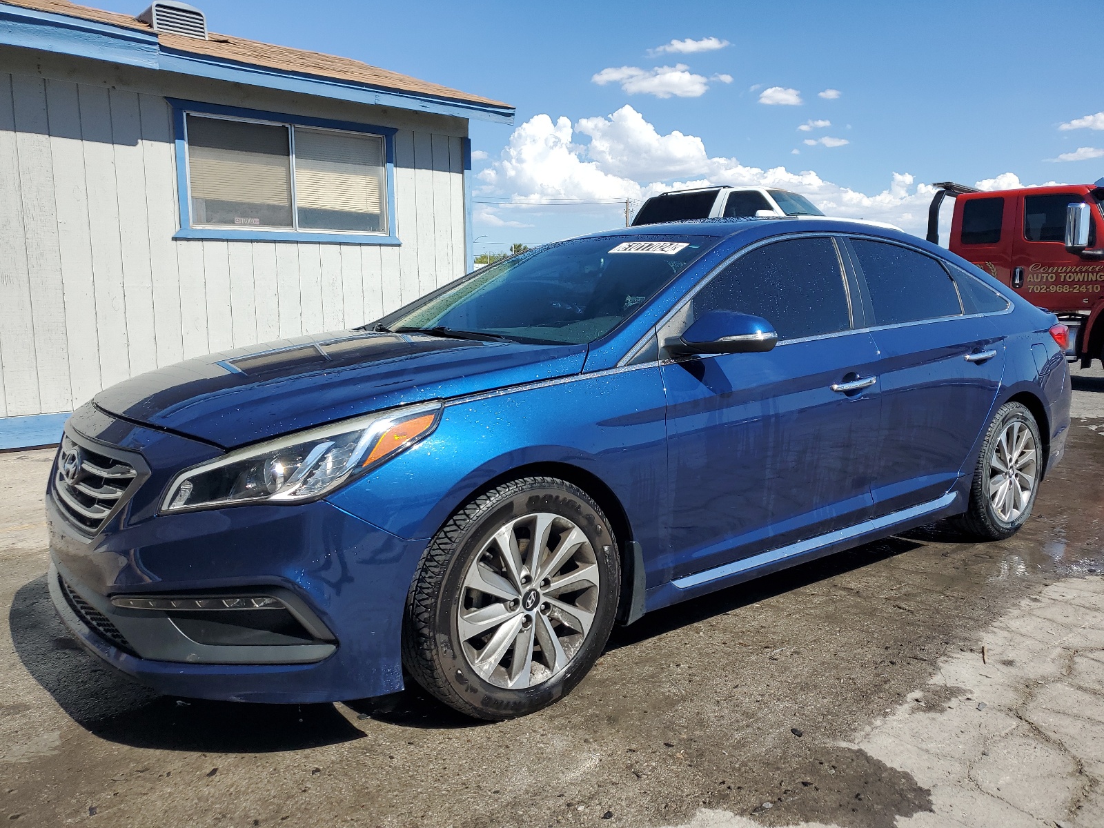 2017 Hyundai Sonata Sport vin: 5NPE34AF8HH555025