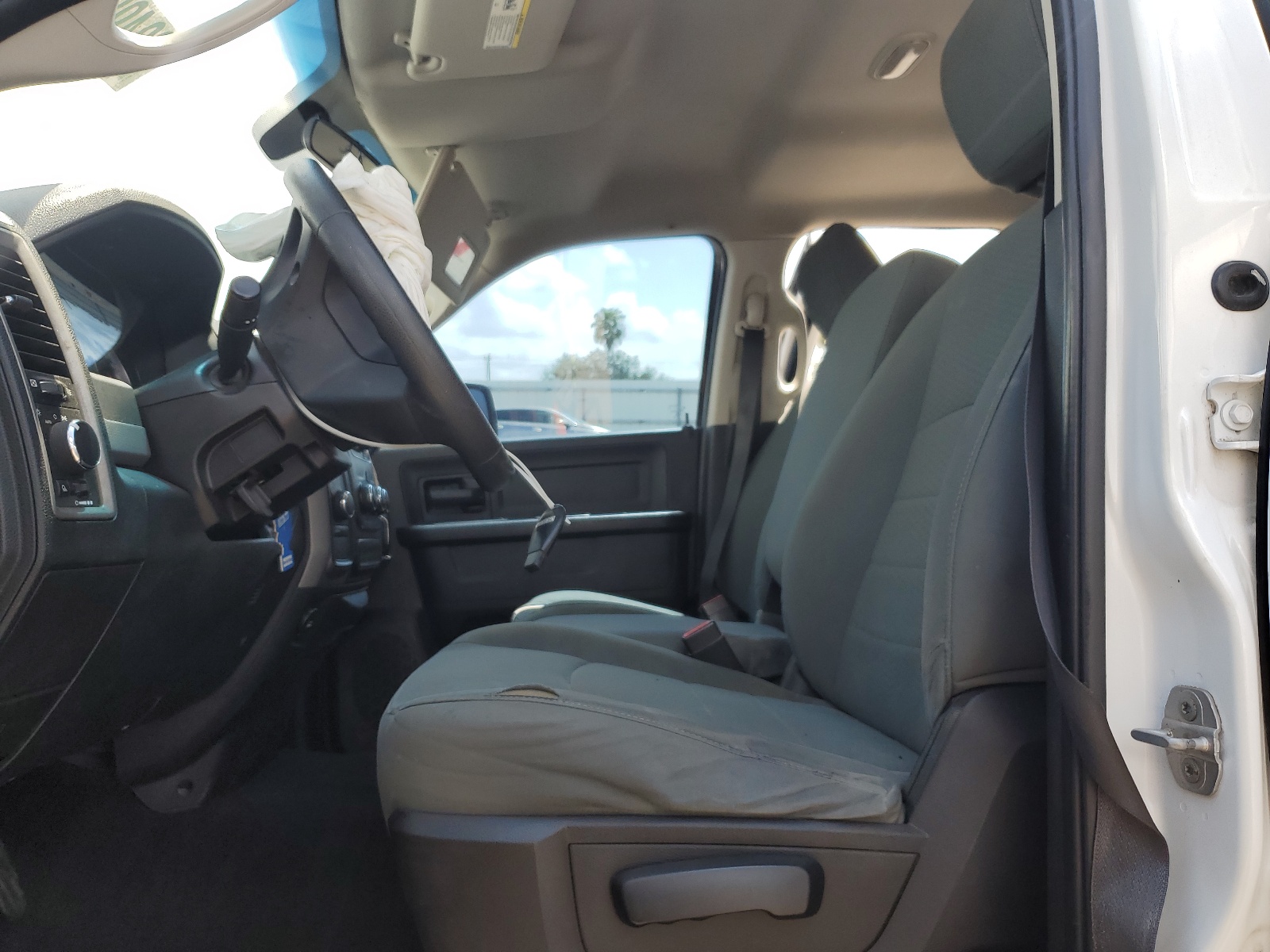 1C6RR7FT3FS581098 2015 Ram 1500 St