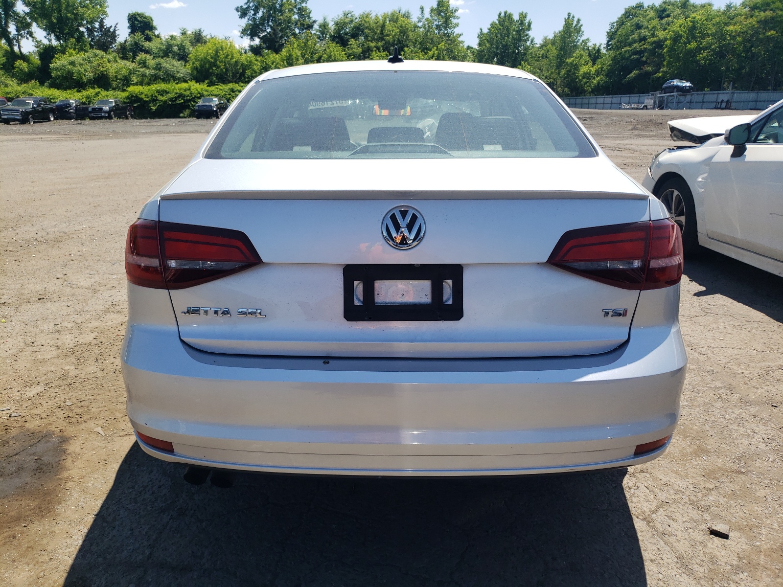 3VWL17AJ5GM229014 2016 Volkswagen Jetta Sel