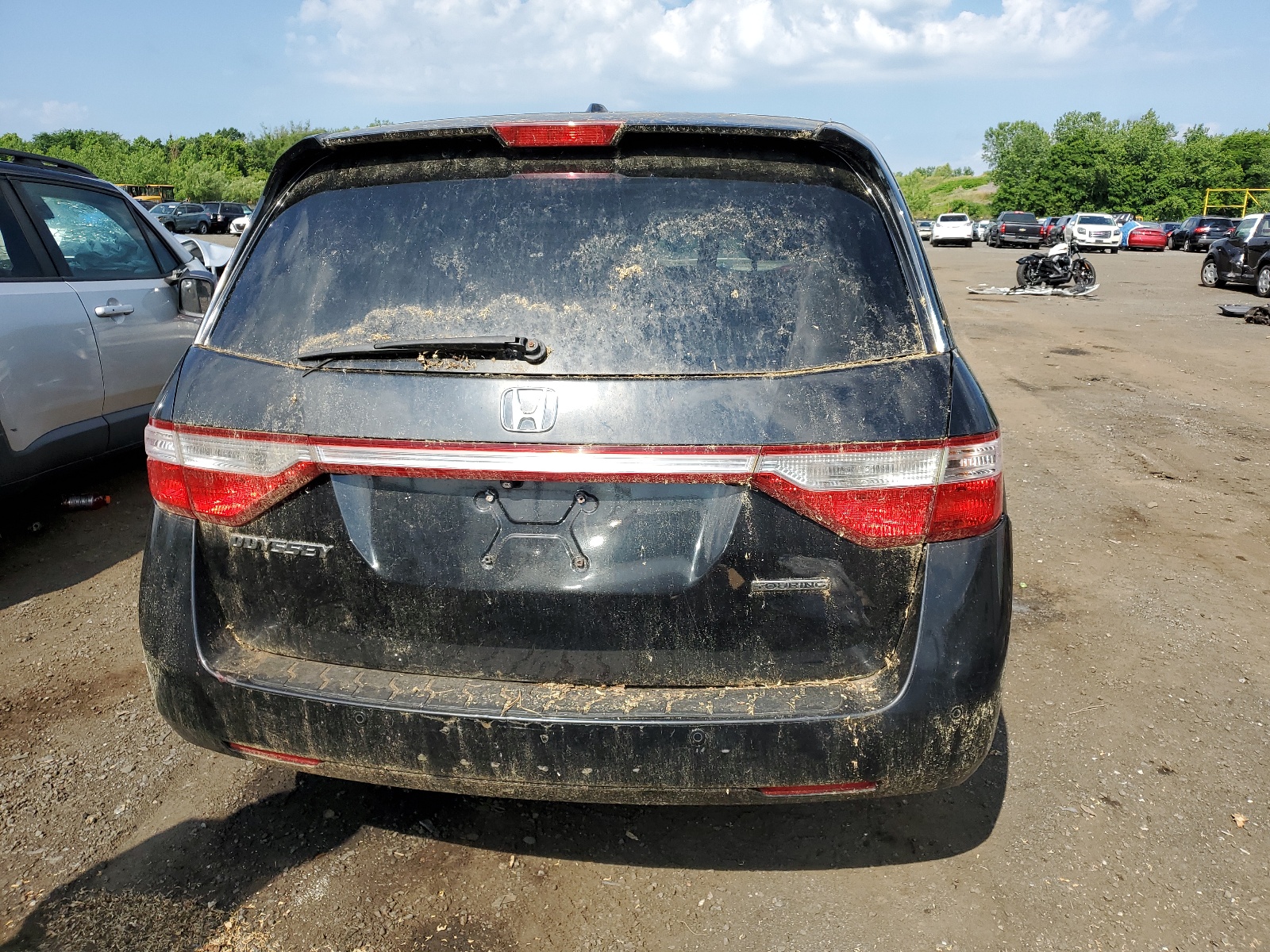 5FNRL5H99BB011226 2011 Honda Odyssey Touring