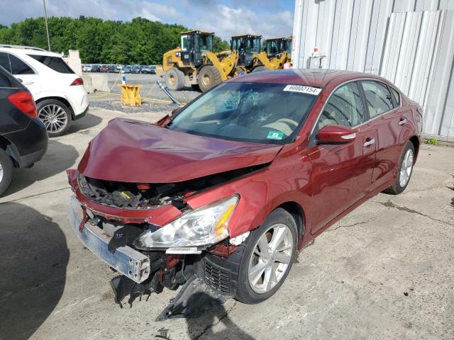  NISSAN ALTIMA 2015 Czerwony