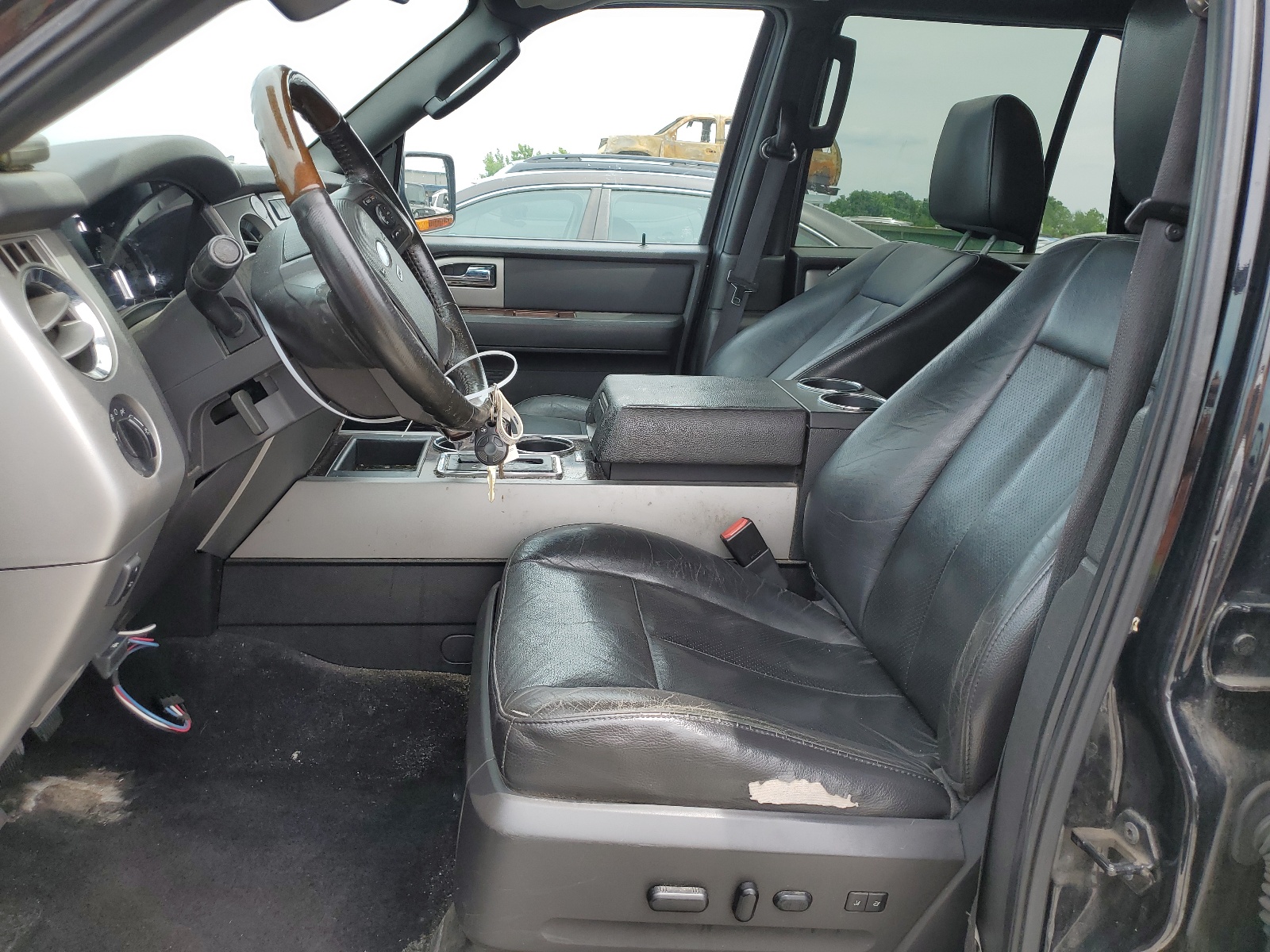 1FMJU2A52AEB63960 2010 Ford Expedition Limited