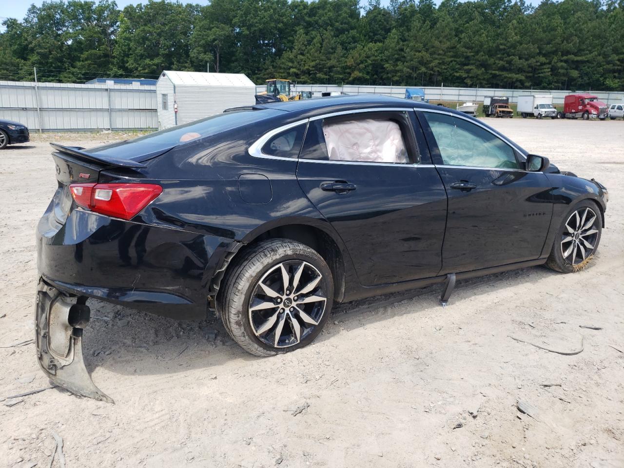 2020 Chevrolet Malibu - Image 3