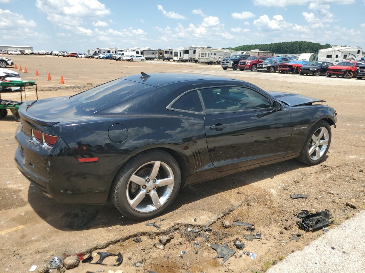 2013 Chevrolet Camaro - Image 3