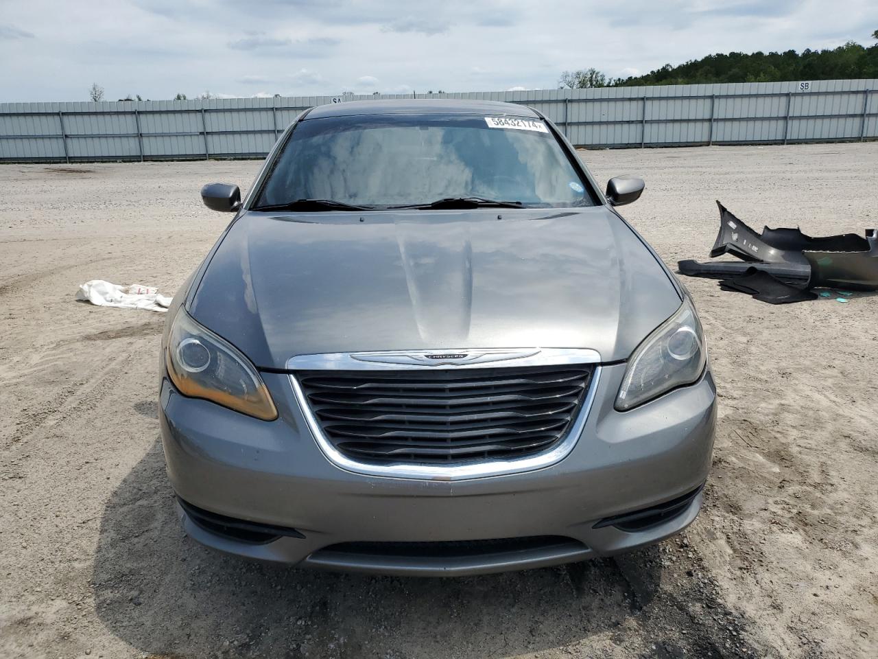 2013 Chrysler 200 Touring VIN: 1C3CCBBB1DN699442 Lot: 58432174