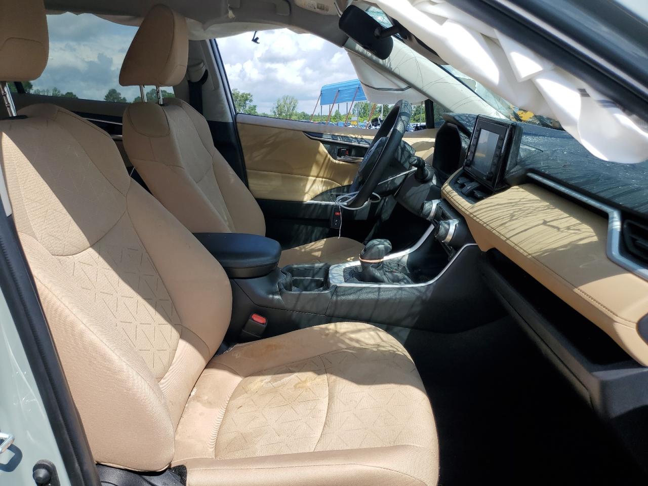 2021 Toyota Rav4 Xle VIN: 2T3W1RFV8MW134948 Lot: 57965634