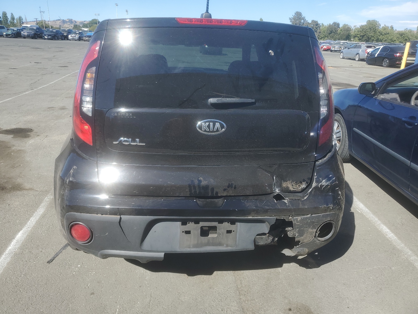 KNDJN2A26J7538261 2018 Kia Soul