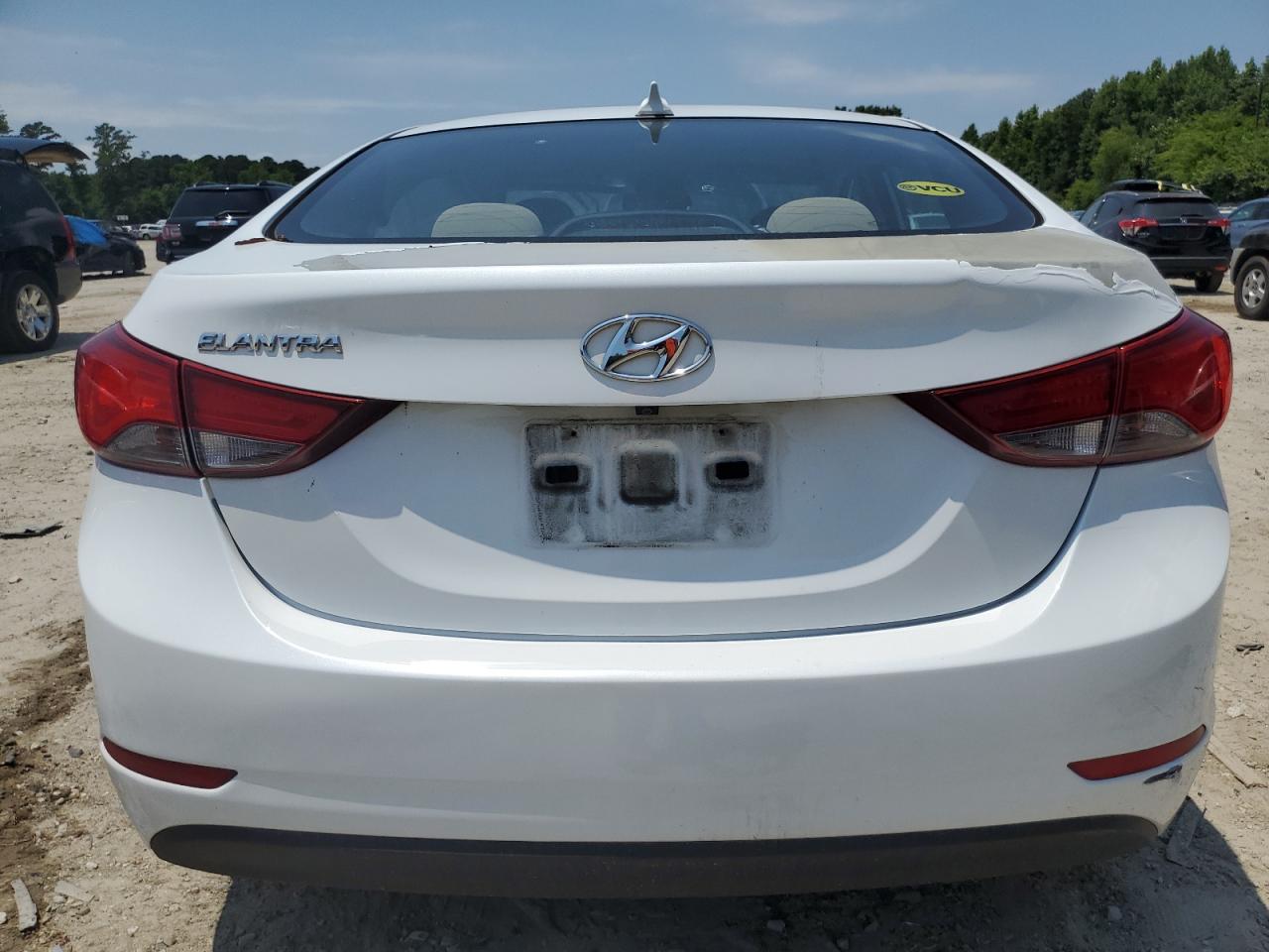 2016 Hyundai Elantra Se VIN: 5NPDH4AE0GH747574 Lot: 58758044