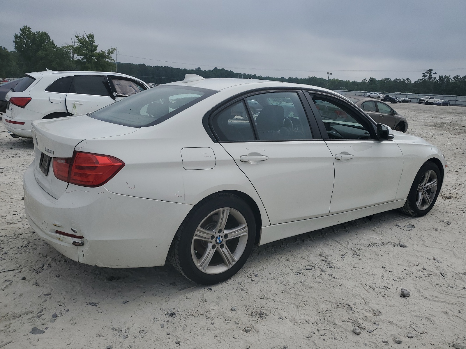 WBA3B1G55FNT03038 2015 BMW 320 I