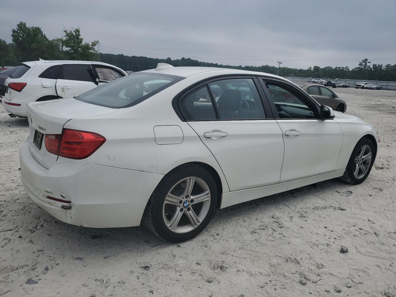 2015 BMW 320 I VIN: WBA3B1G55FNT03038 Lot: 58094984