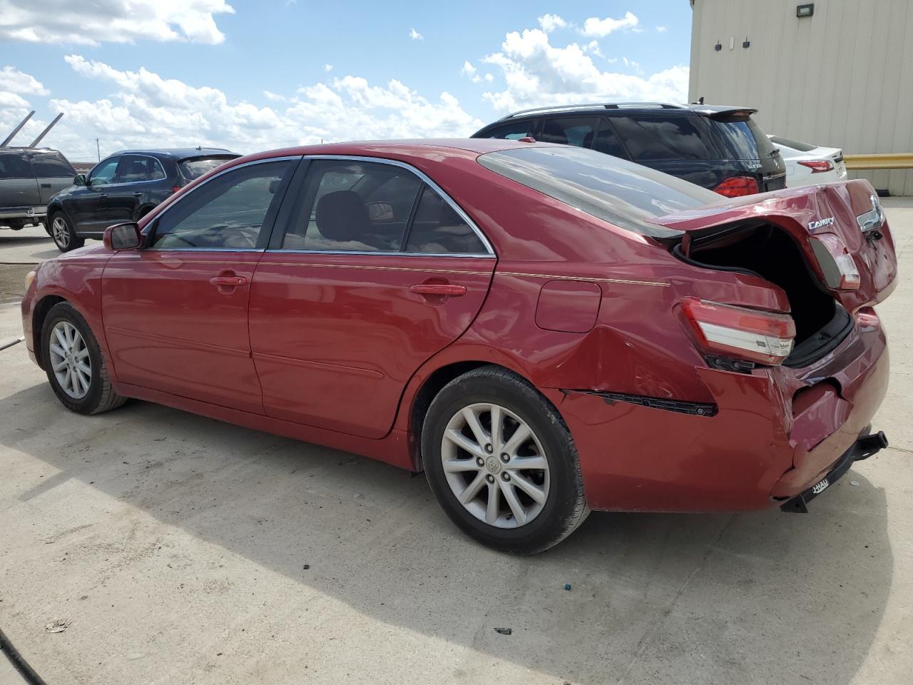 2011 Toyota Camry - Image 2