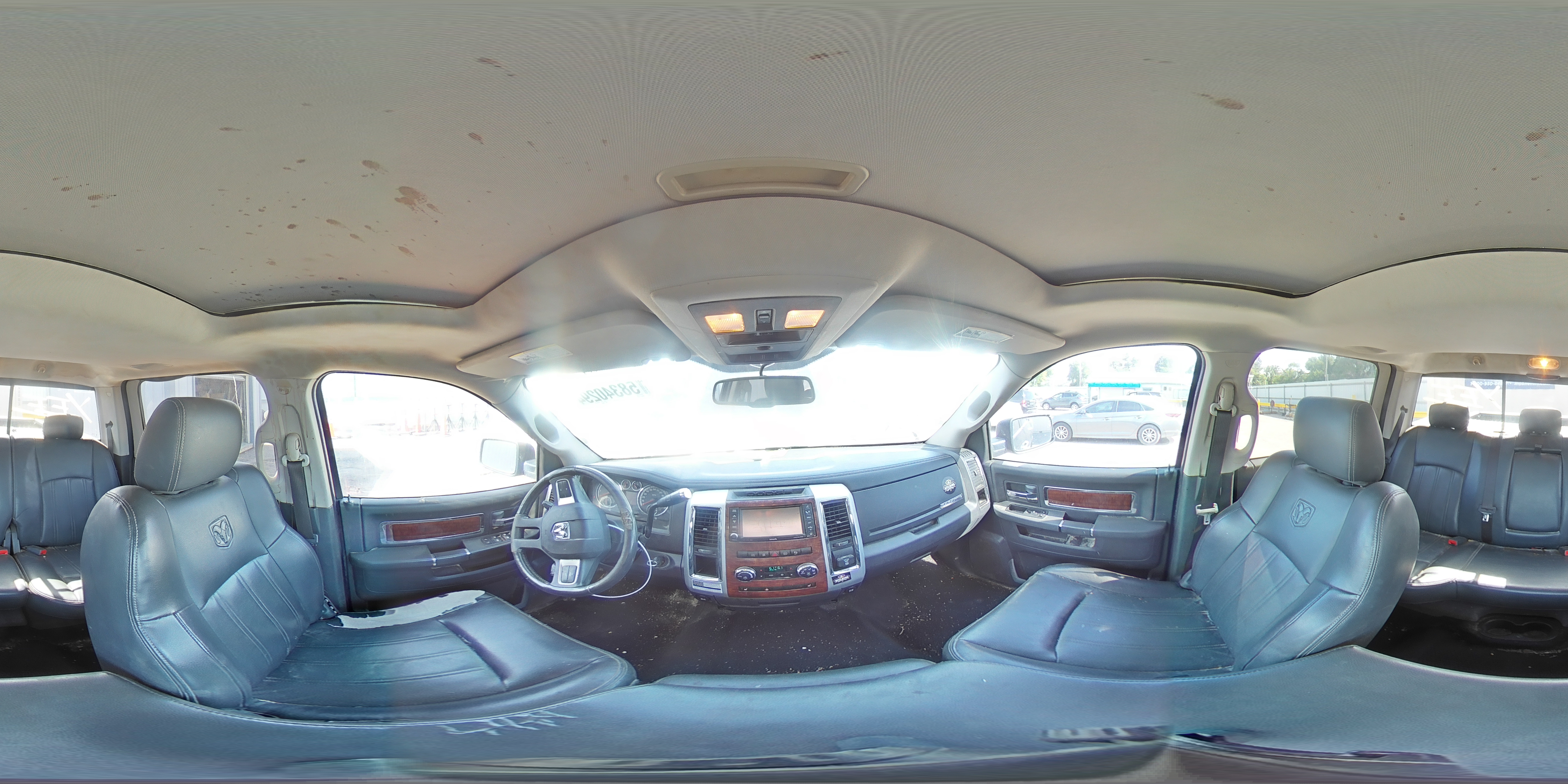 2009 Dodge RAM - Image 12