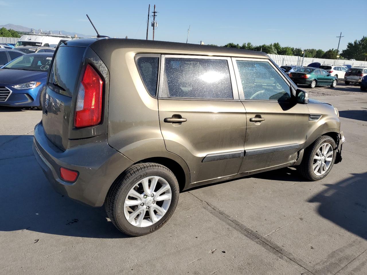 2012 Kia Soul + VIN: KNDJT2A61C7455767 Lot: 60772994