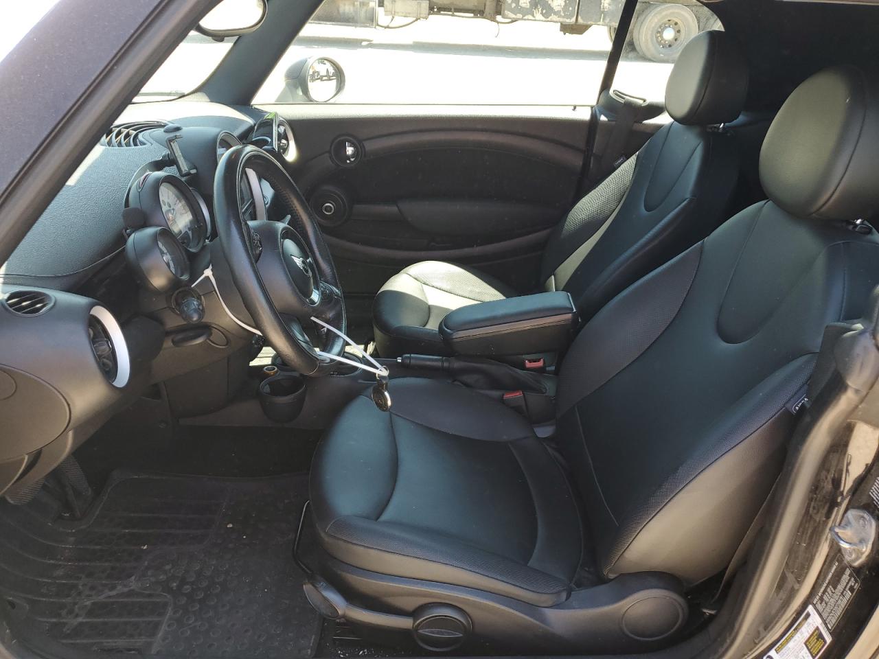 2013 Mini Cooper VIN: WMWZN3C55DT568781 Lot: 59032114