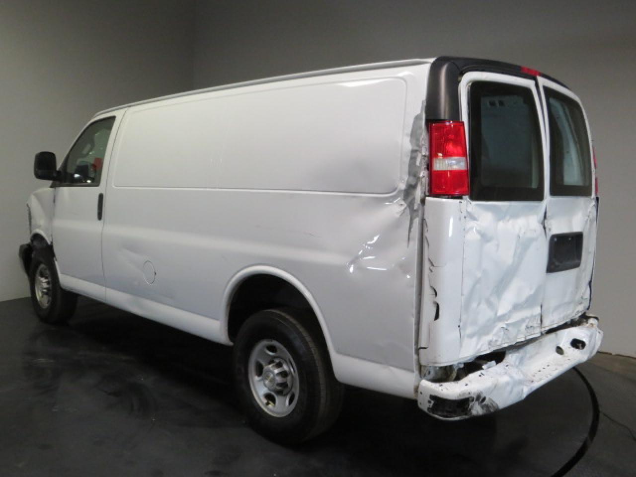 2021 Chevrolet Express G2500 VIN: 1GCWGAFP4M1225621 Lot: 60746084