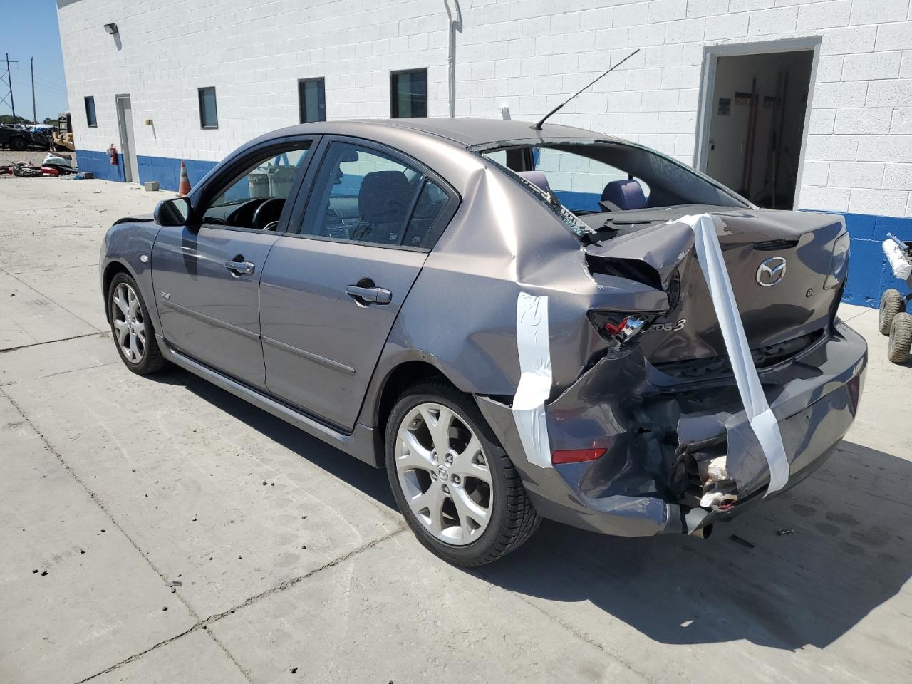 2007 Mazda 3 S VIN: JM1BK323271697445 Lot: 59733624