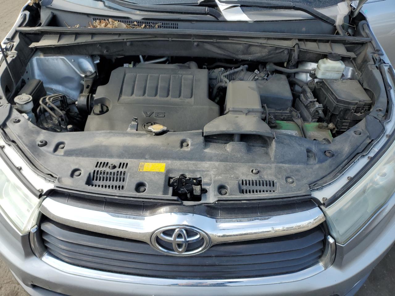 5TDJKRFH1FS159387 2015 Toyota Highlander Xle