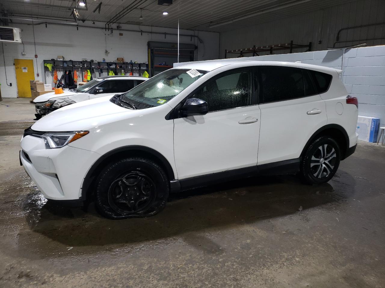 2018 Toyota RAV 4 - Image 1