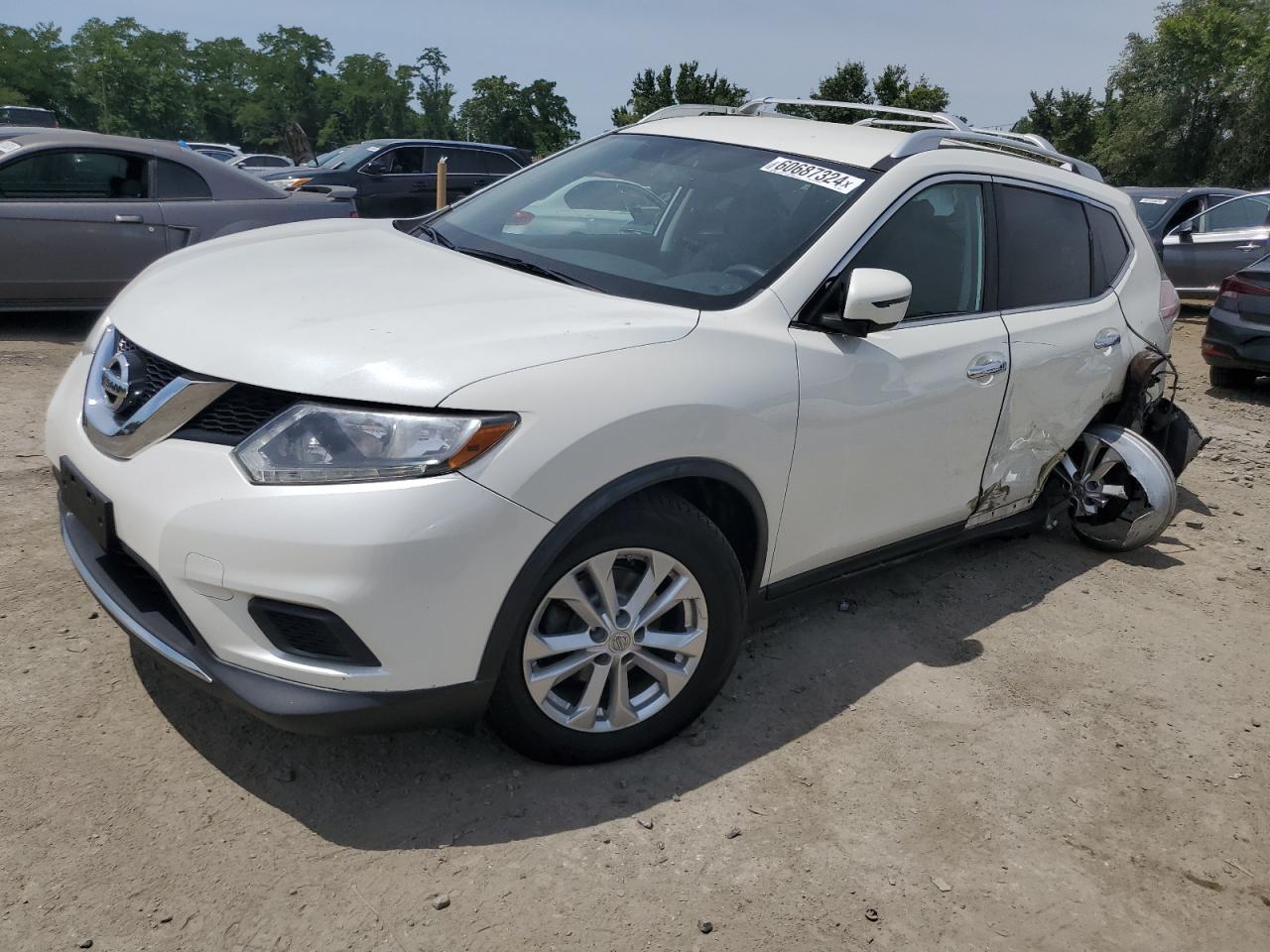 JN8AT2MV0GW135357 2016 NISSAN ROGUE - Image 1