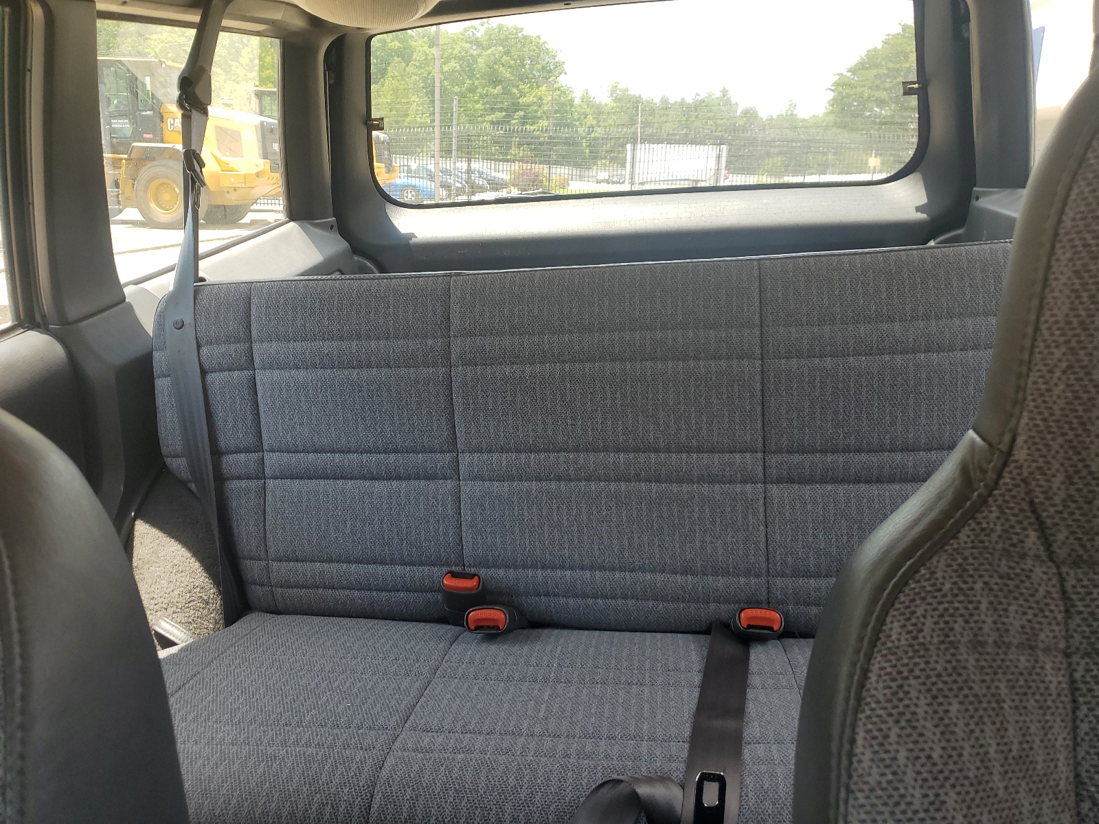 1J4FF28S4YL251778 2000 Jeep Cherokee Se