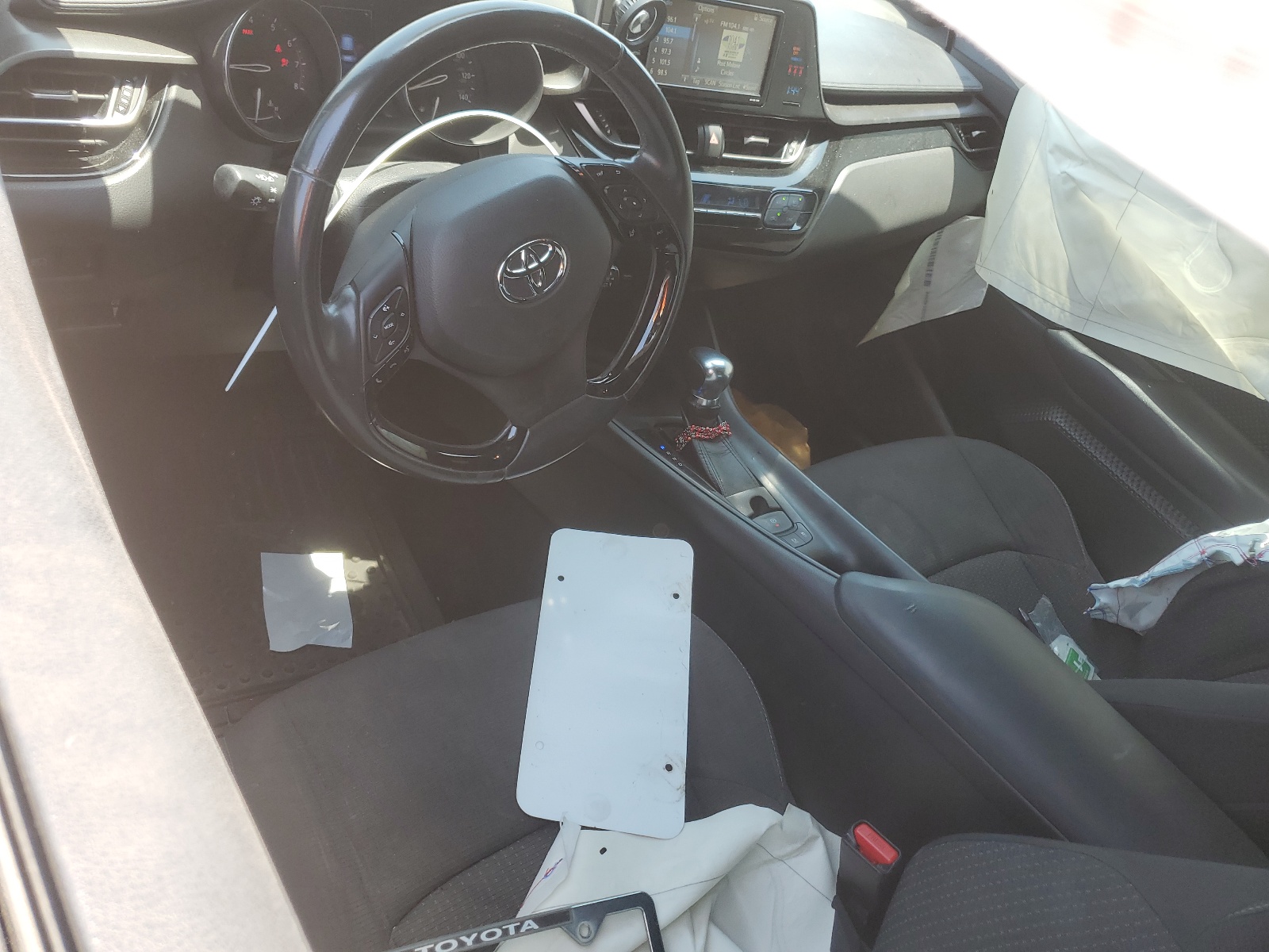 NMTKHMBX8JR038401 2018 Toyota C-Hr Xle