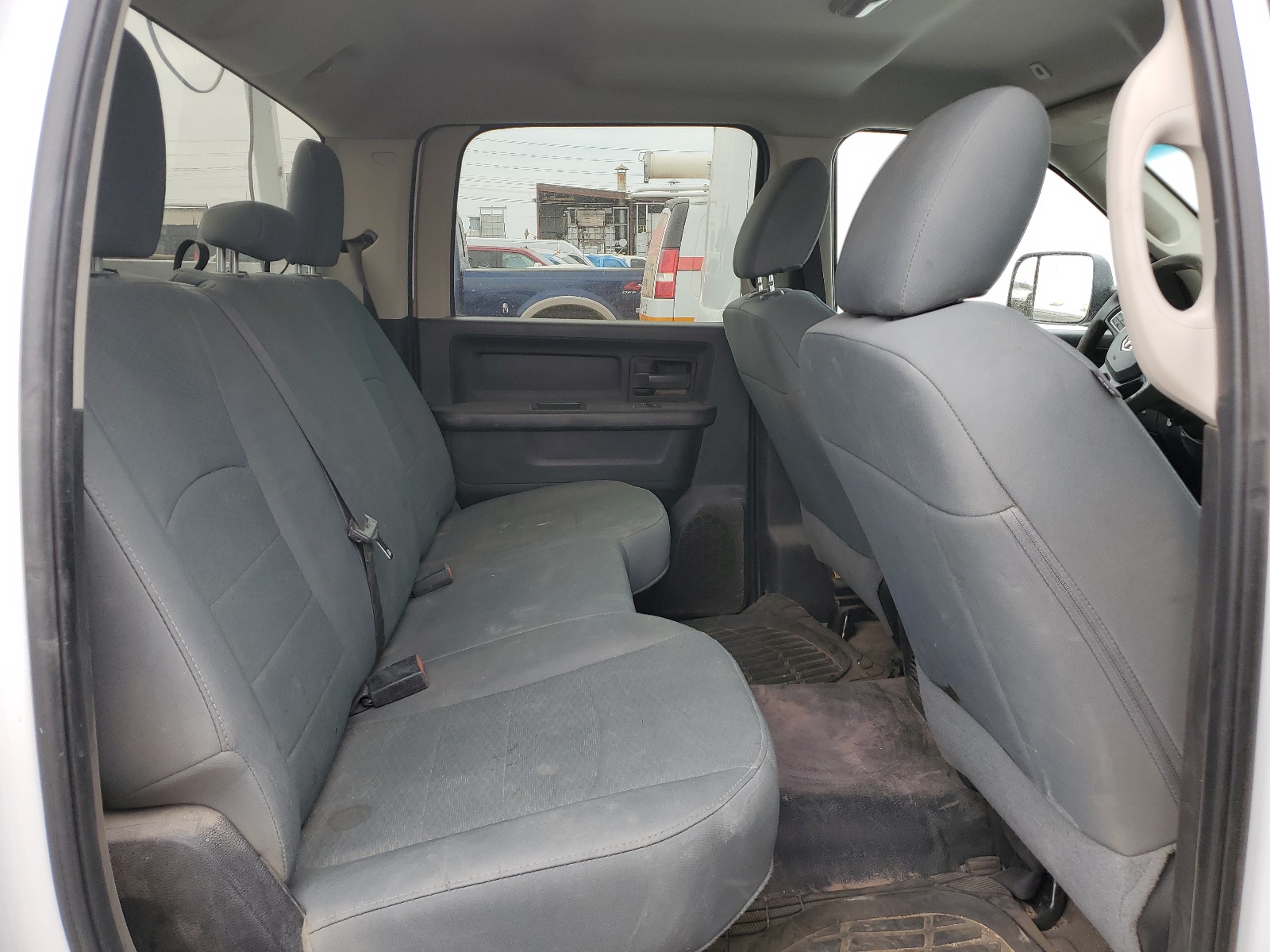 3C6TR5HT4JG242390 2018 Ram 2500 St