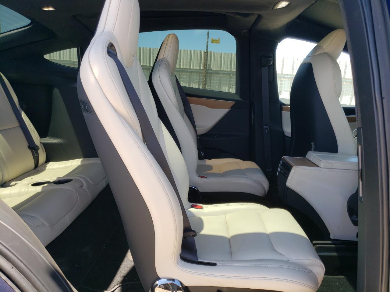 5YJXCBE29LF297996 2020 Tesla Model X