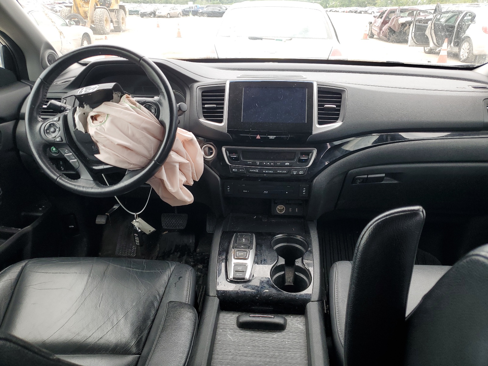 5FNYF6H92GB023945 2016 Honda Pilot Touring