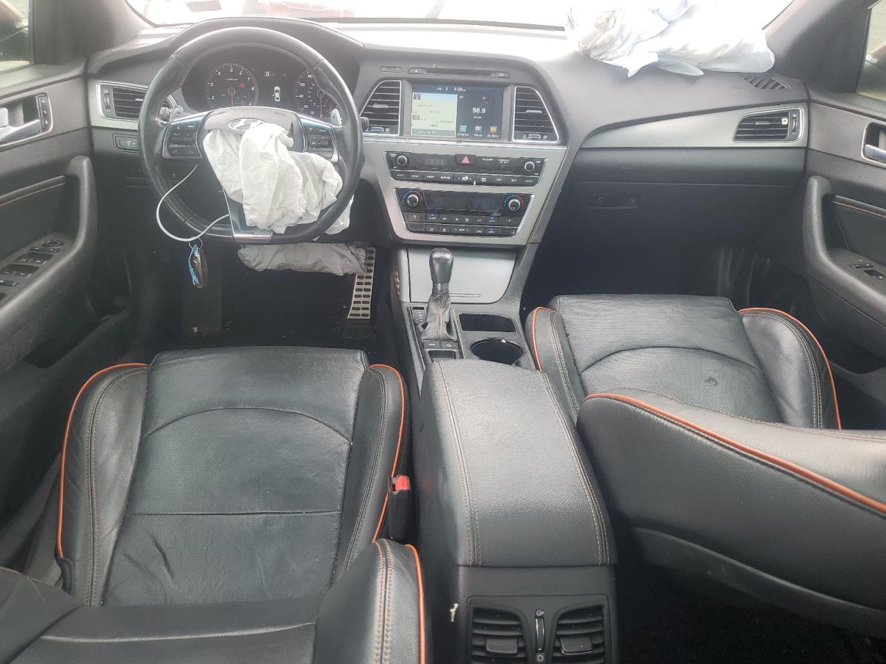 2015 Hyundai Sonata Sport VIN: 5NPE34AB5FH129965 Lot: 57954244