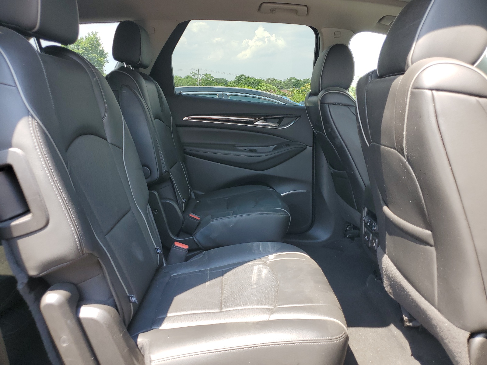 5GAEVCKW0MJ203692 2021 Buick Enclave Avenir