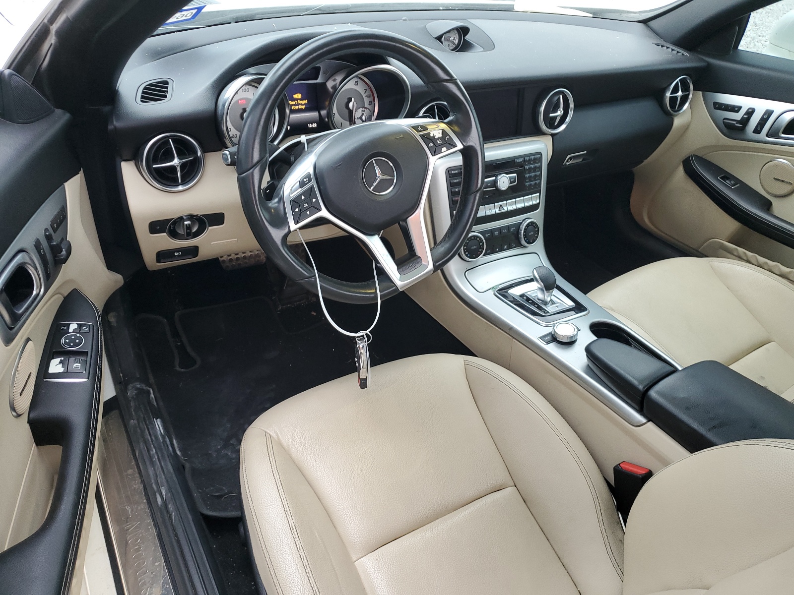 WDDPK3JA2GF121787 2016 Mercedes-Benz Slk 300