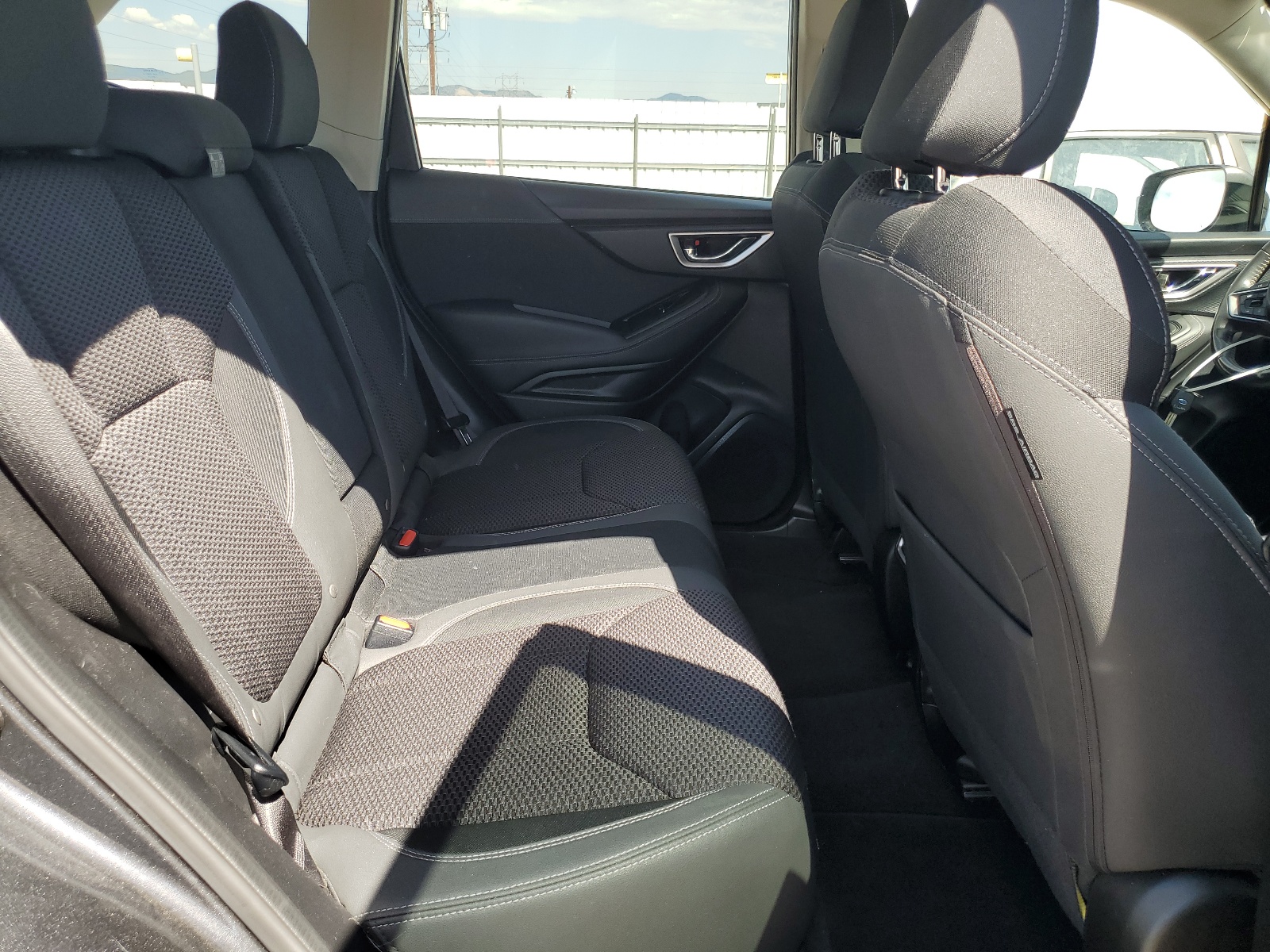 JF2SKAEC3KH527435 2019 Subaru Forester Premium