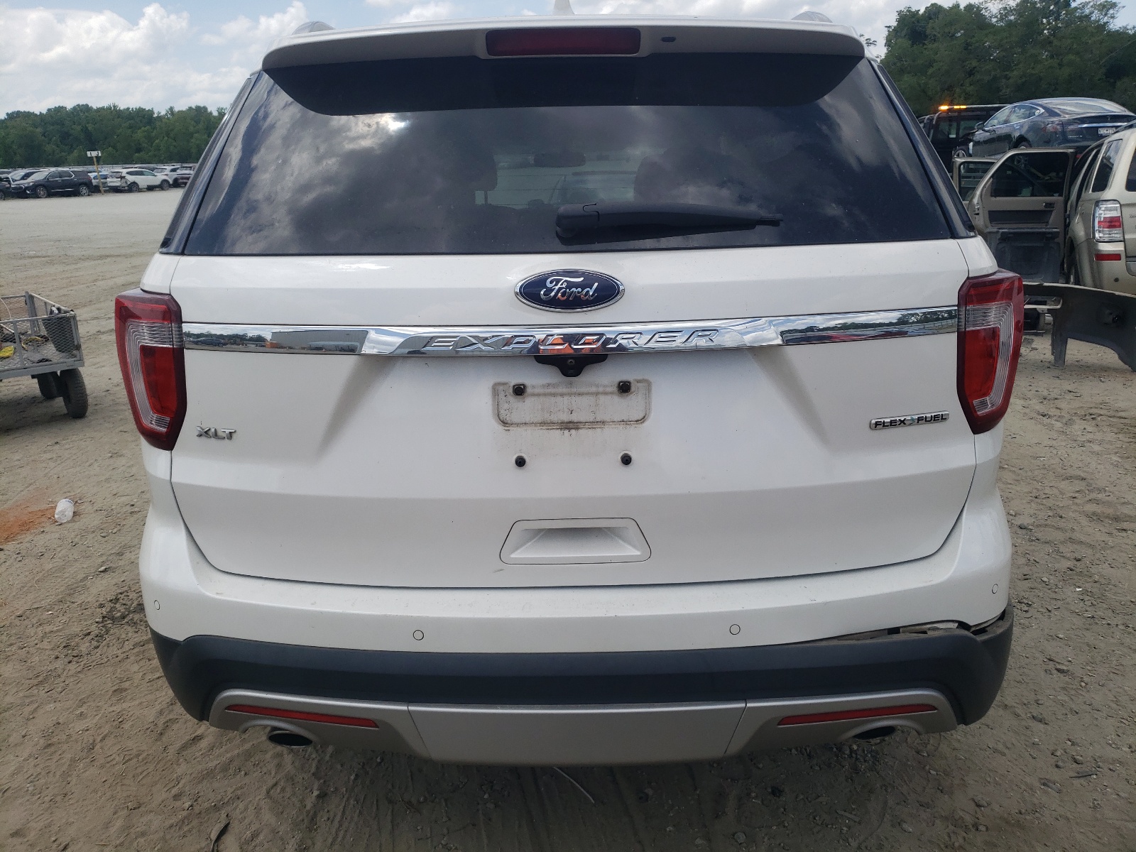 1FM5K7D89GGB58293 2016 Ford Explorer Xlt