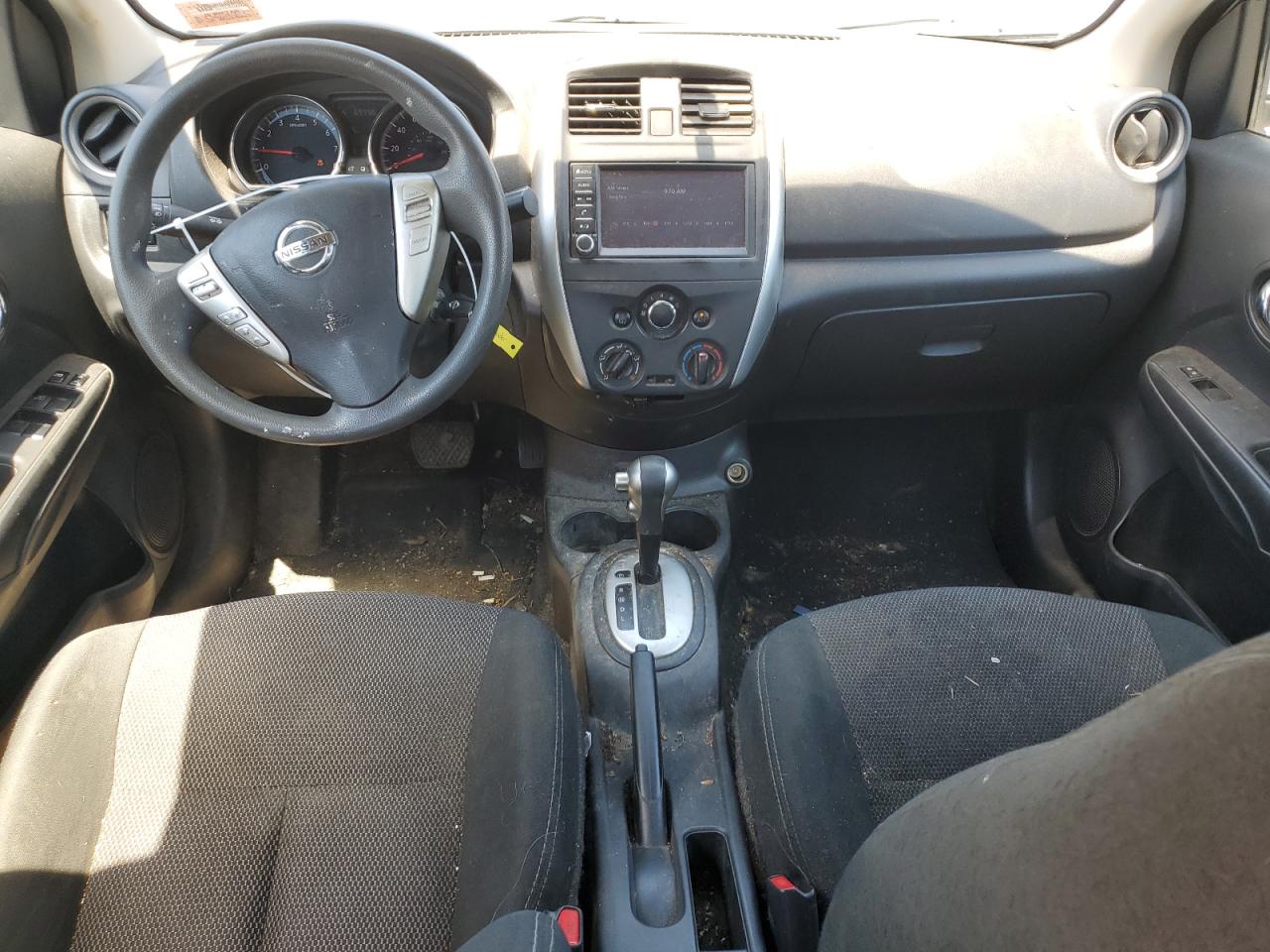 3N1CN7APXJL883504 2018 Nissan Versa S